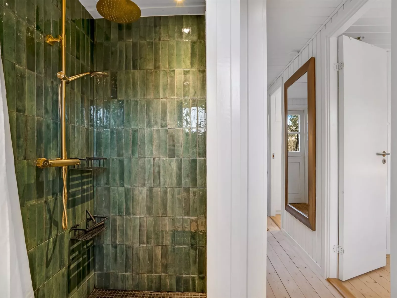 "Dreng" -  from the sea - Dedans