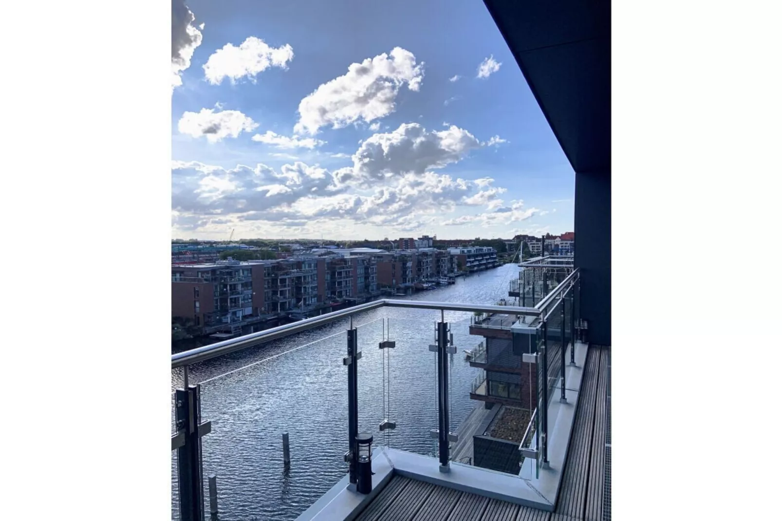 637753 - Terrace balcony