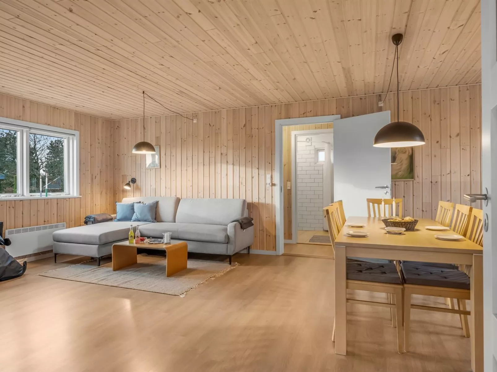 "Ovine" - 900m from the sea-Dedans