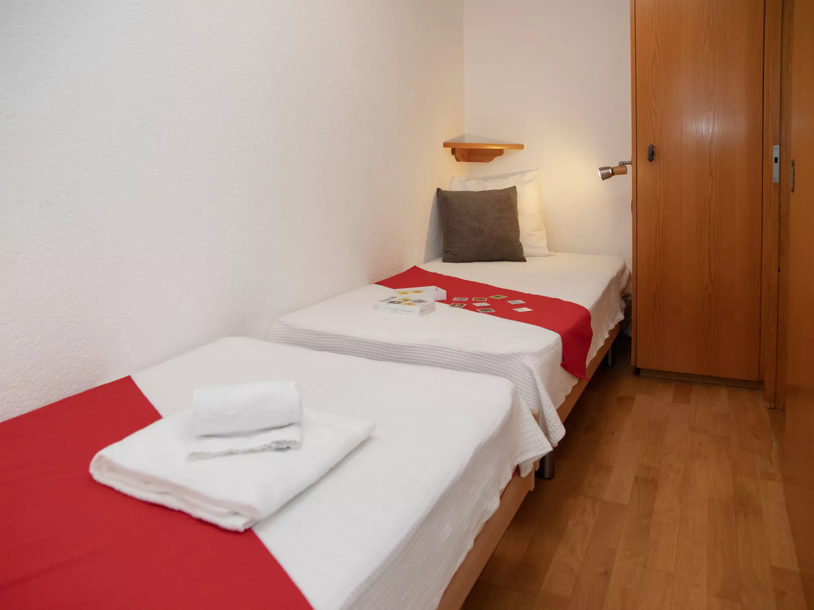 Eaux-Vives 205-Inside