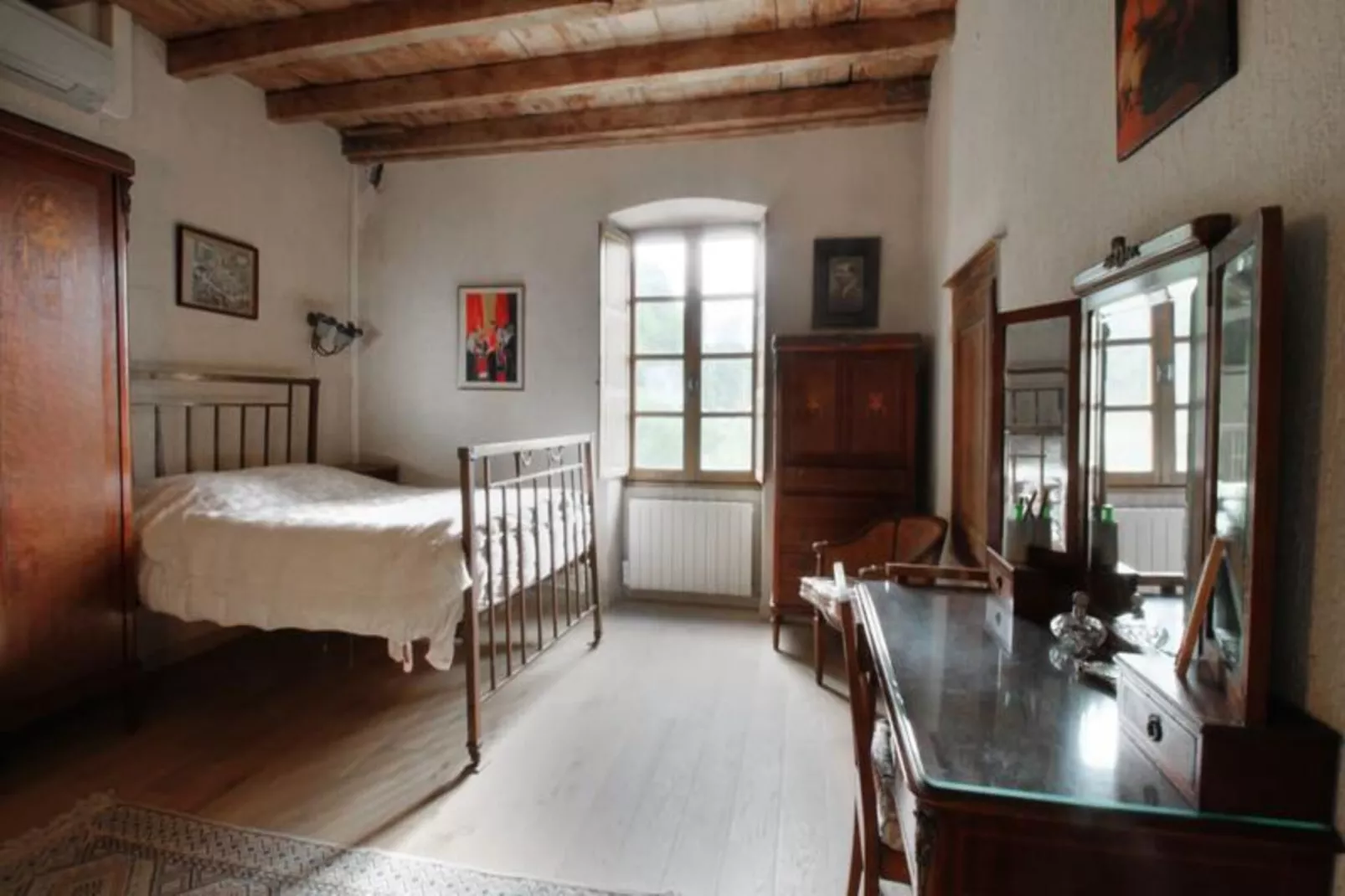 Maison De Charme Ancienne Entre Lacs Et Rh&ocirc;ne-Non tagué