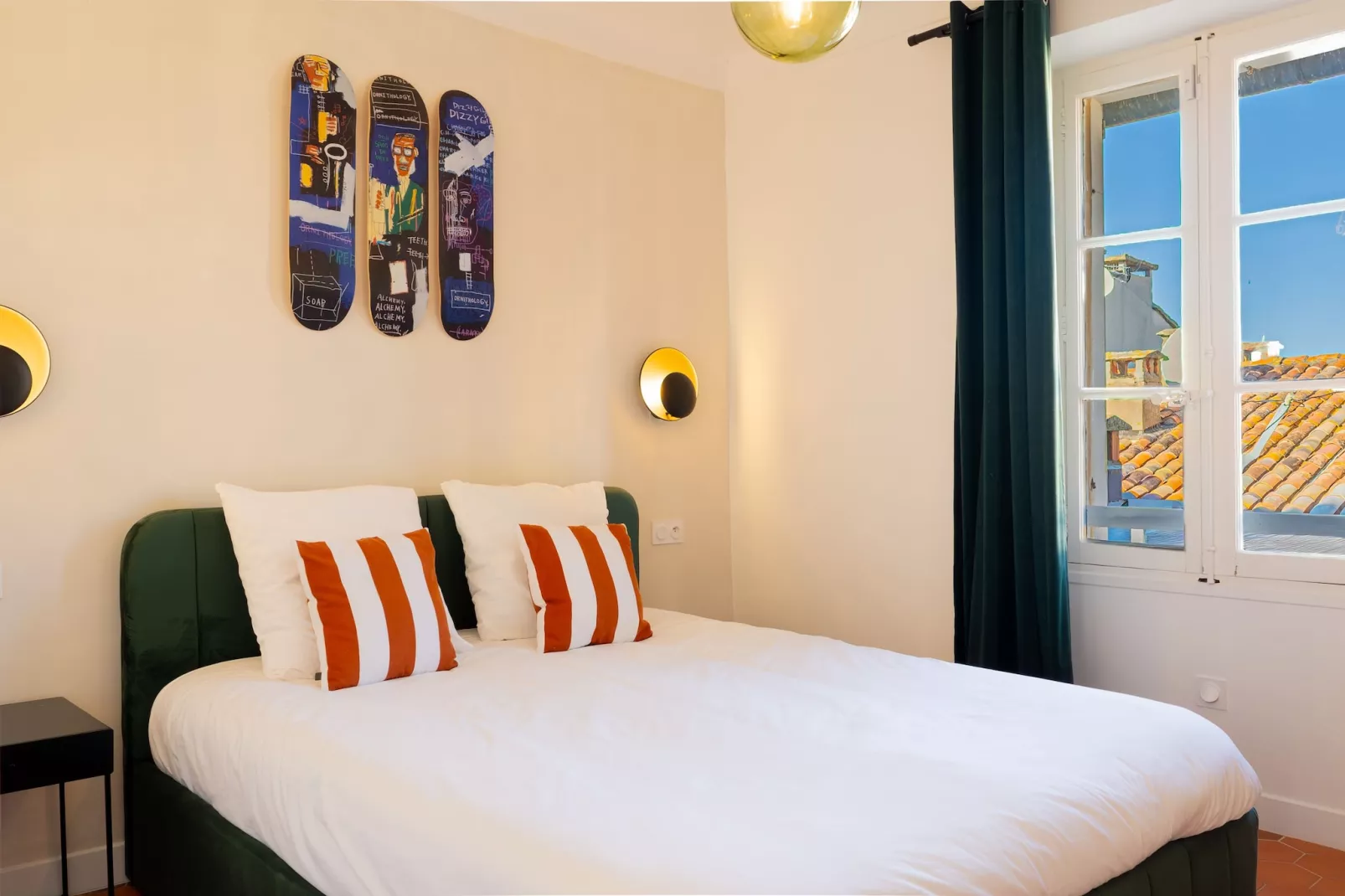 AW-32-LOUIS-BLANC-Untagged