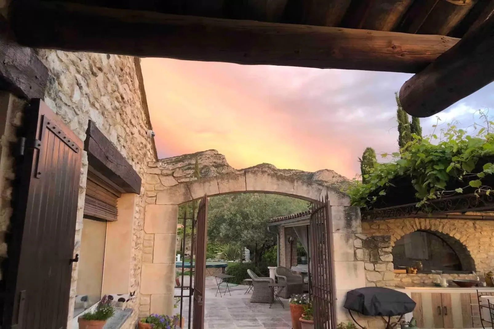 La Maison de Robion-Hall / réception