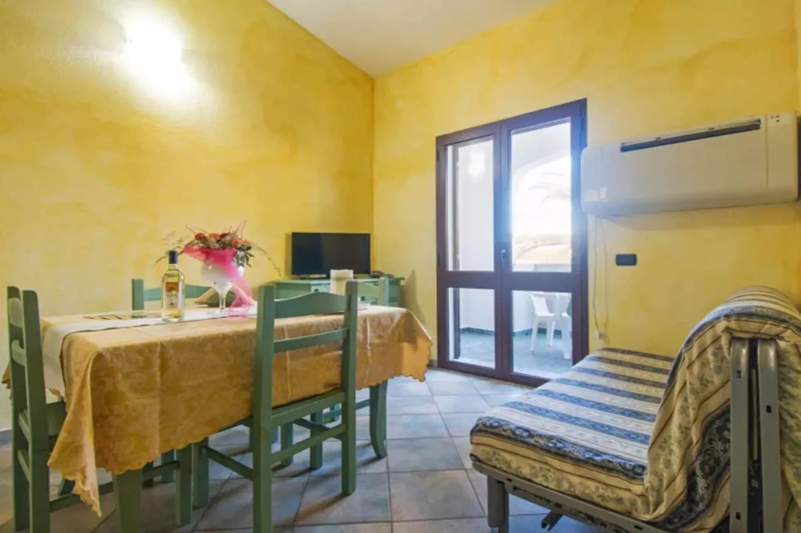 Residence Club Gli Ontani APARTMENT 1 BEDROOM - 4 PAX B4-Wohnzimmer