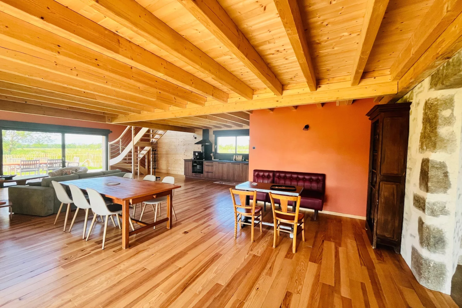 Maison de Vacances XXL Gouville sur mer-Living room