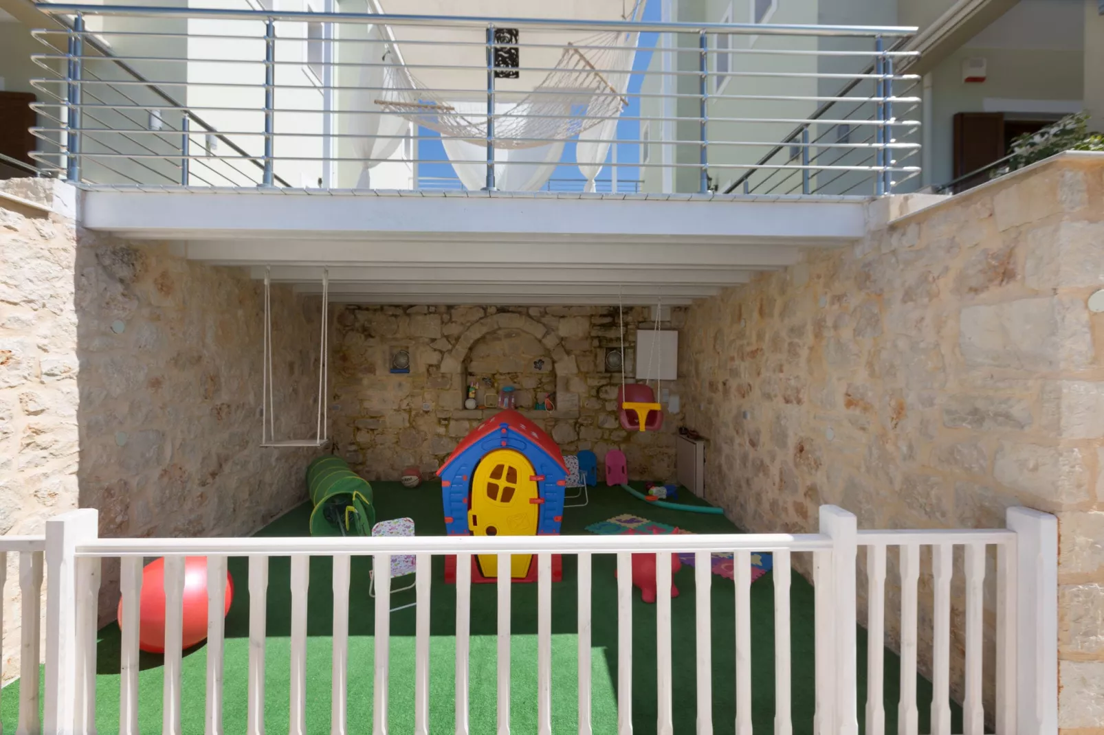 Petro Kampos Villa 2-Facilities