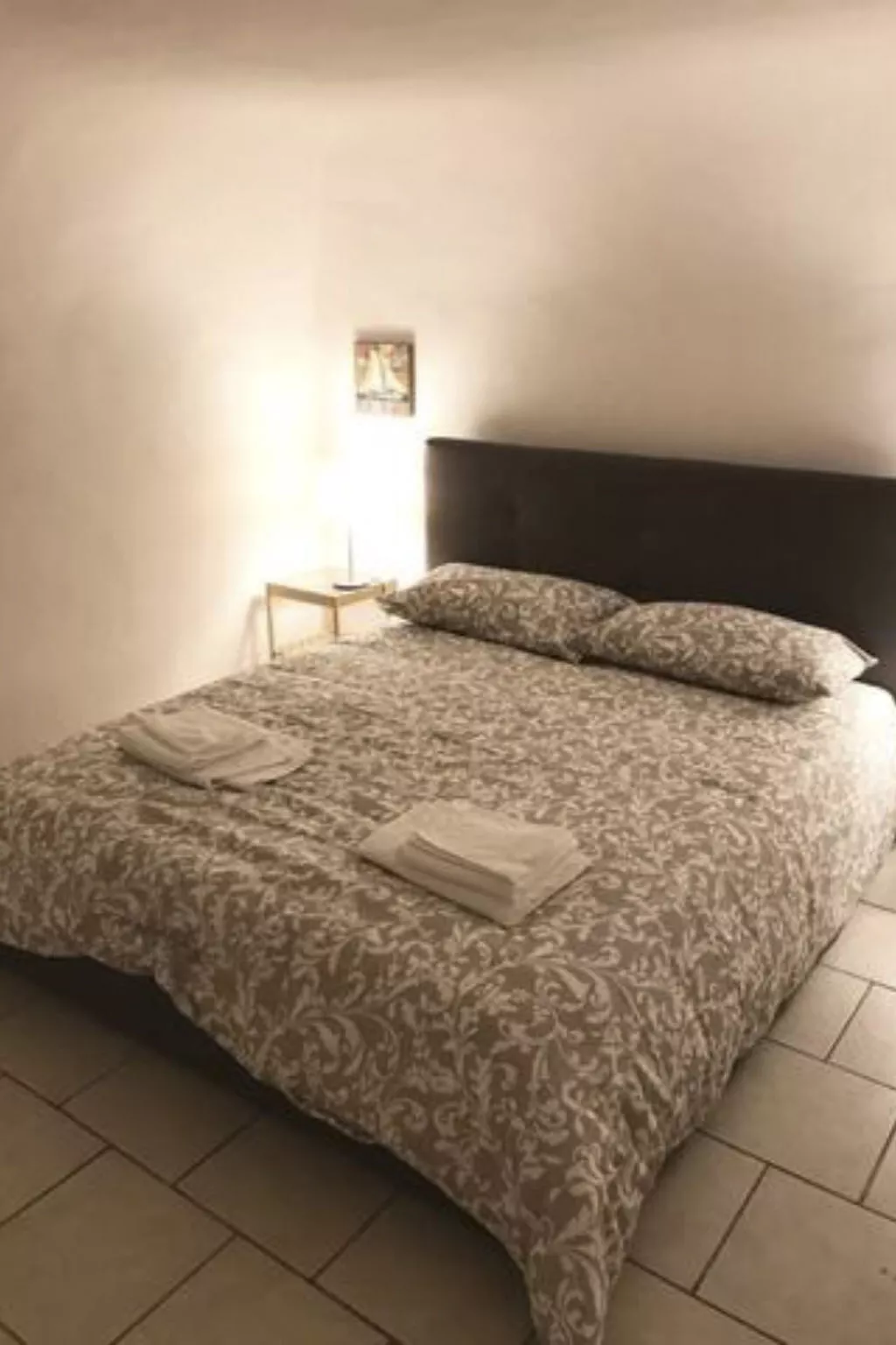 Alley's Haus - Image-tags.info