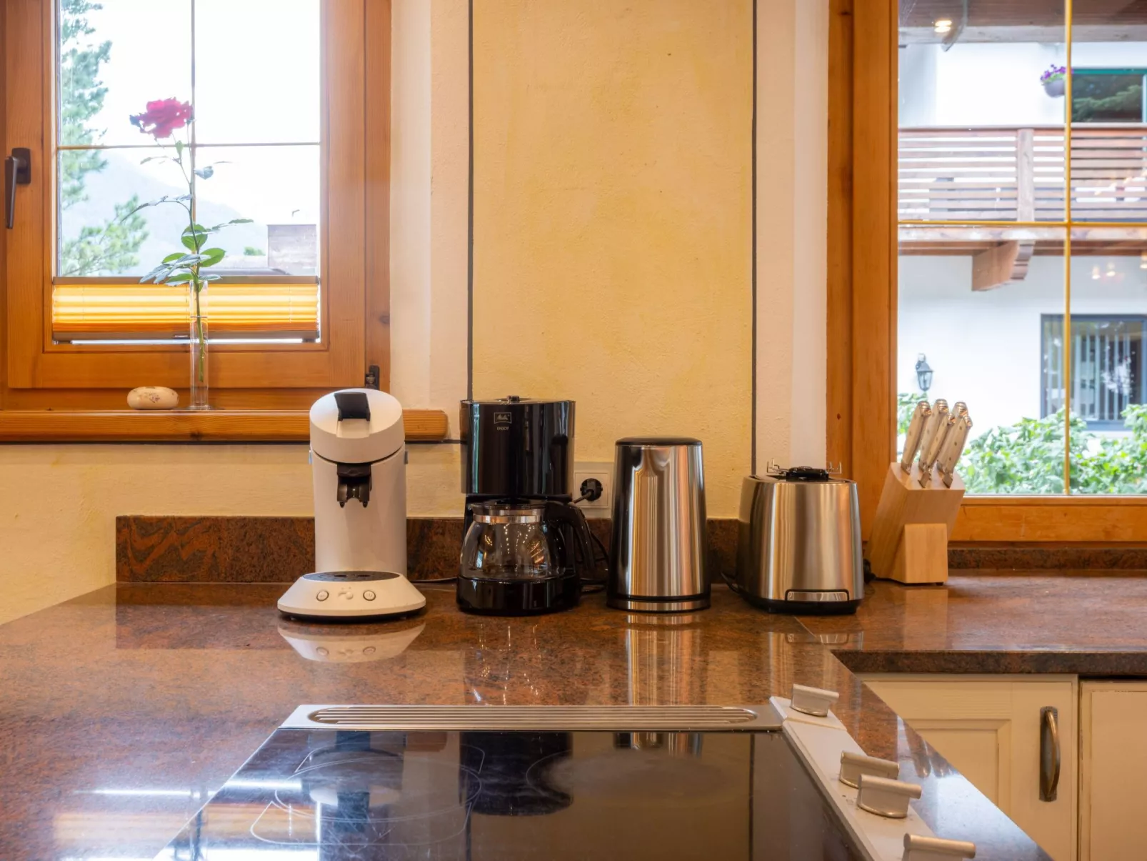 Villa Emma, Ferienhaus für bis zu 10 Personen, eigener Garten, absolute Privats - Image-tags.info