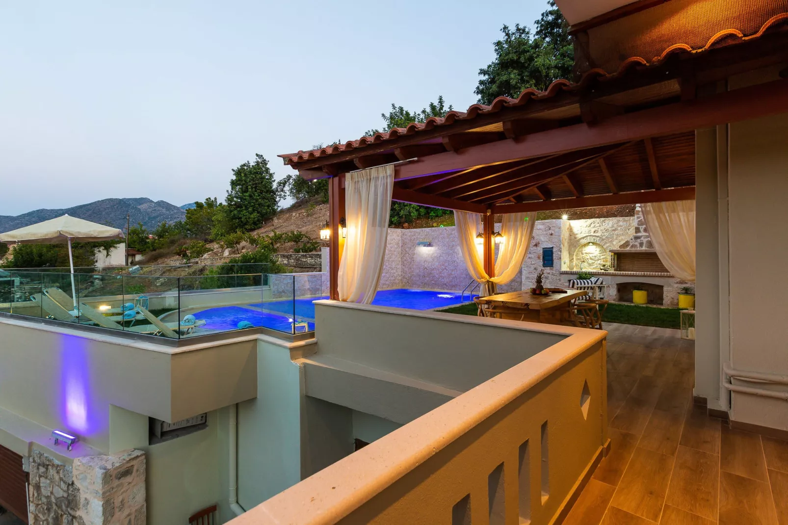 Petro Kampos Villa's-Exterior summer