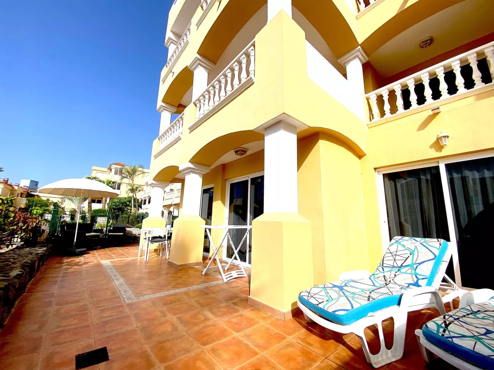 In Oasis Del Sur mit Privater Terrasse - Image-tags.info