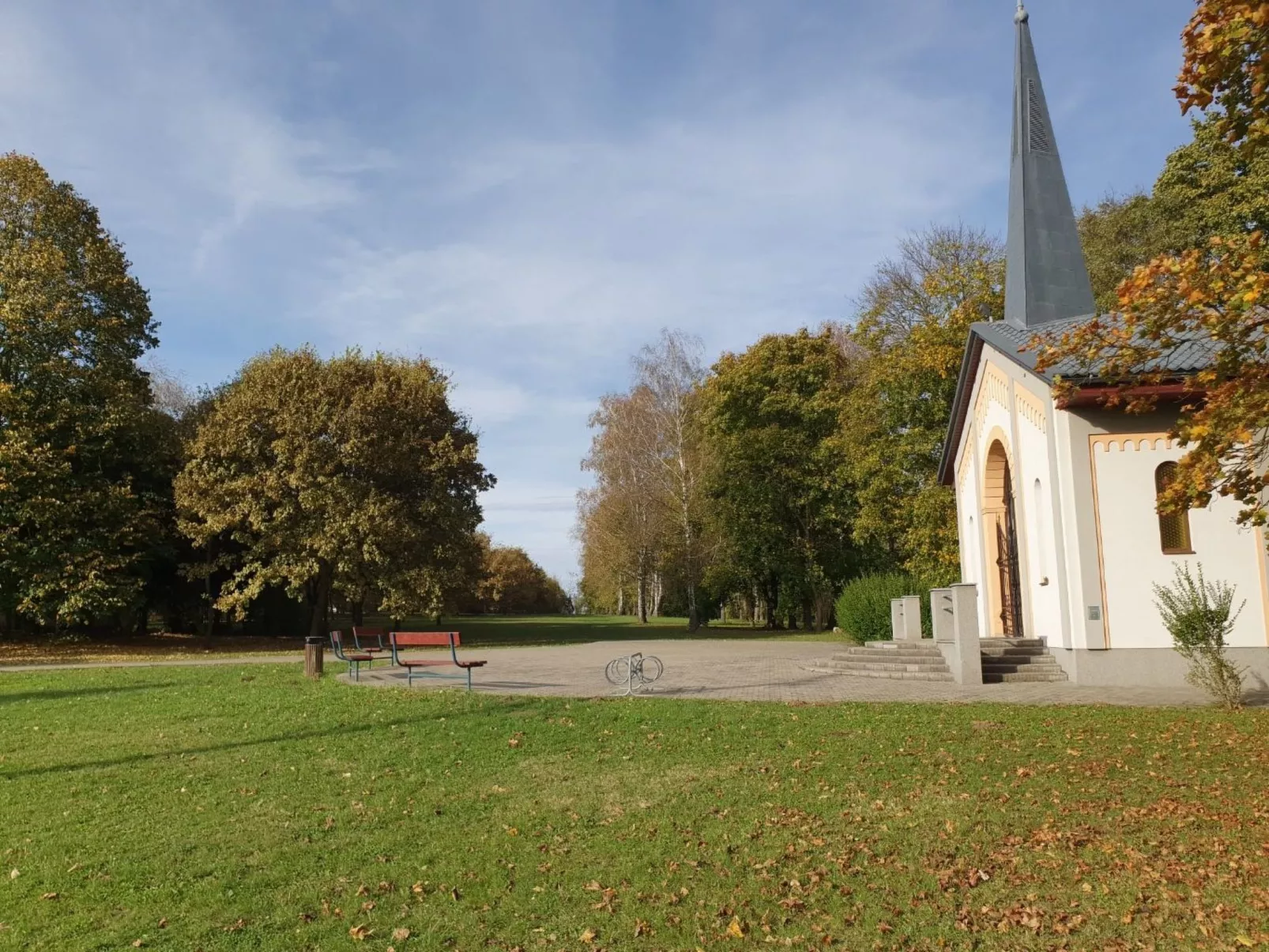 Freistehendes Ferienhaus beim Wellnessbad mit eingezäuntem Garten und Terrasse - Image-tags.info