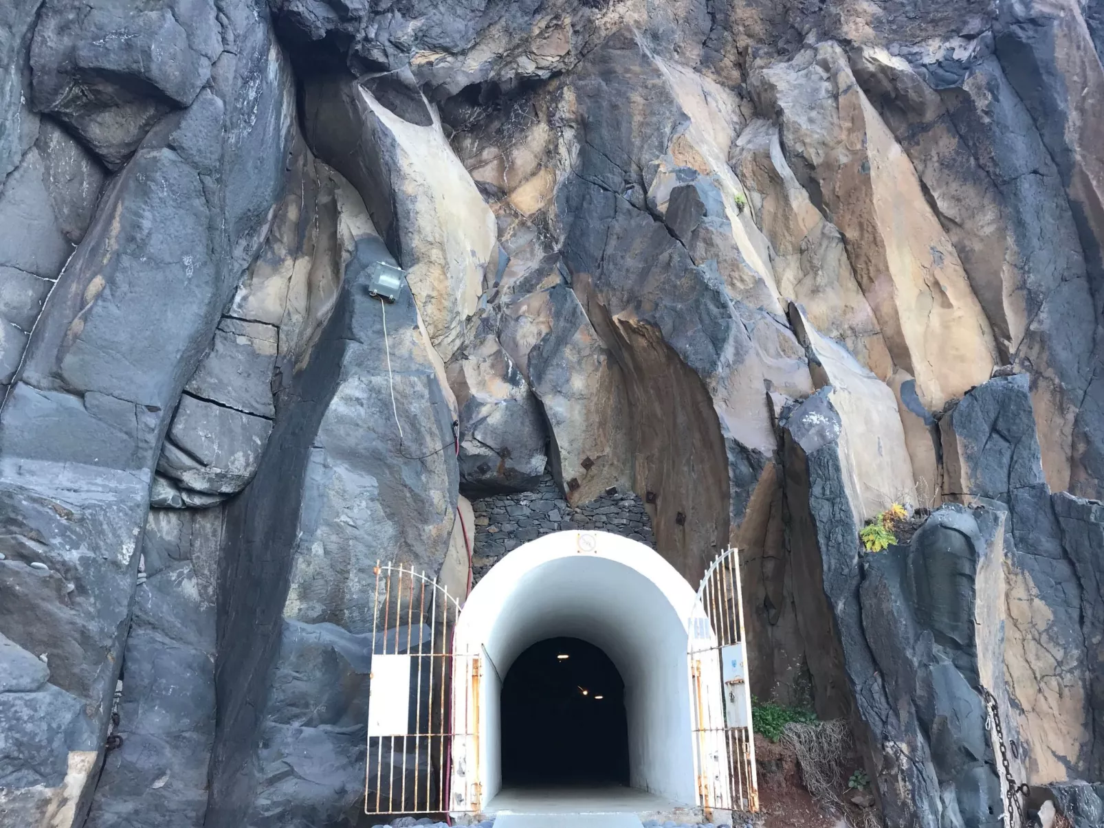 Mit Blick auf das Wasser - Image-tags.info