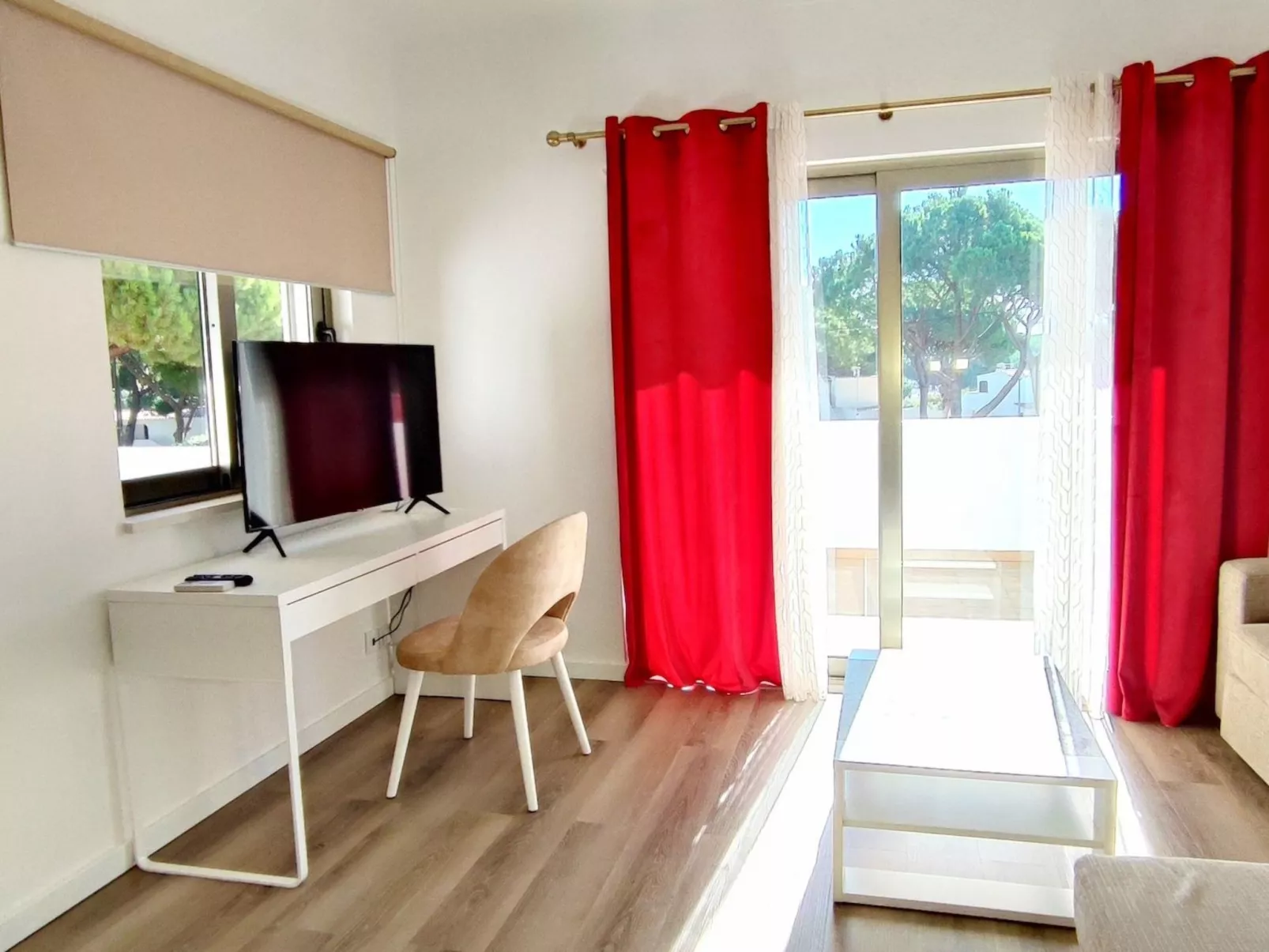 Villa mit 6 Schlafzimmern, Familie, Gruppen, Strand, Pool, Garten - Image-tags.info