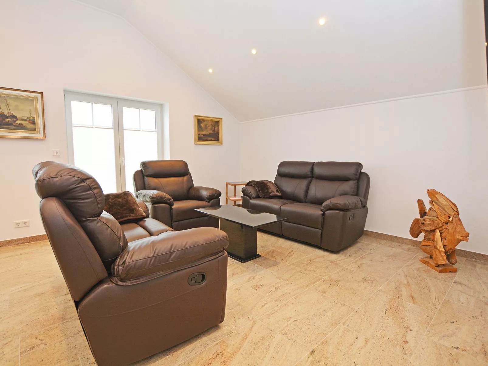 Merzijana Dachgeschoss in Stinteck - Image-tags.info