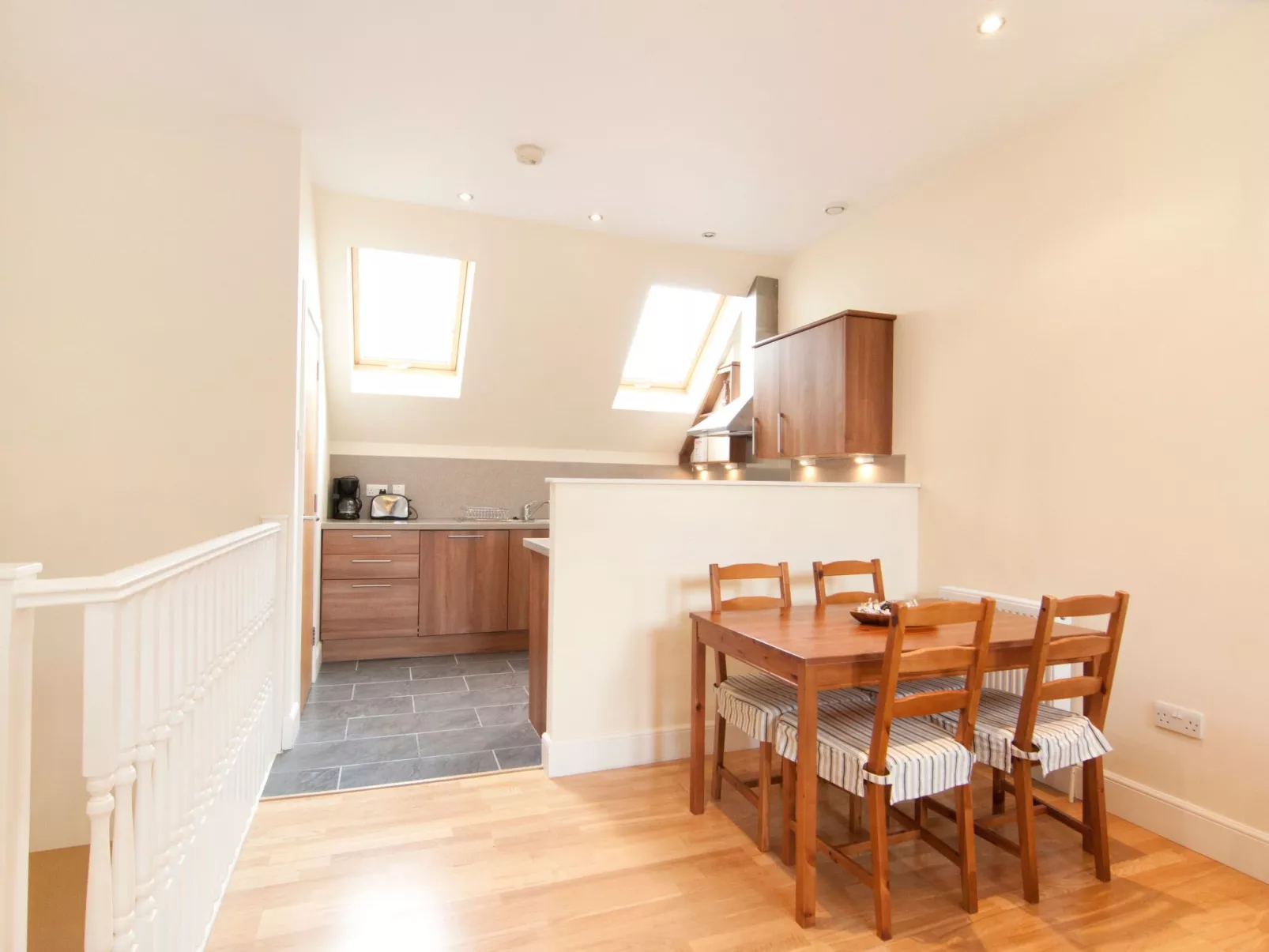 Edinburgh Kirche Wohnung-Image-tags.info