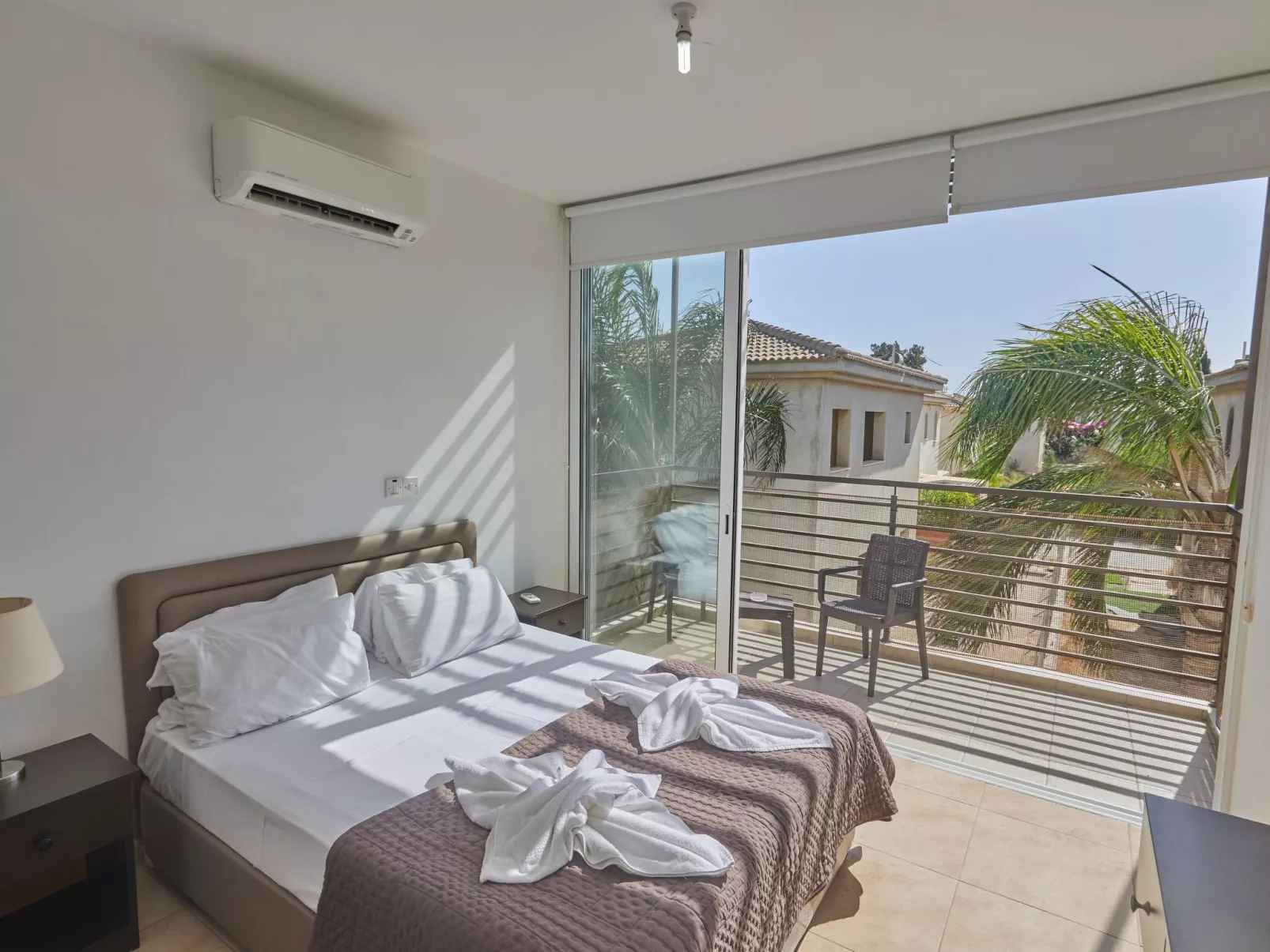 Villa Pearl PE17 in Paralimni mit privatem Parkplatz - Image-tags.info