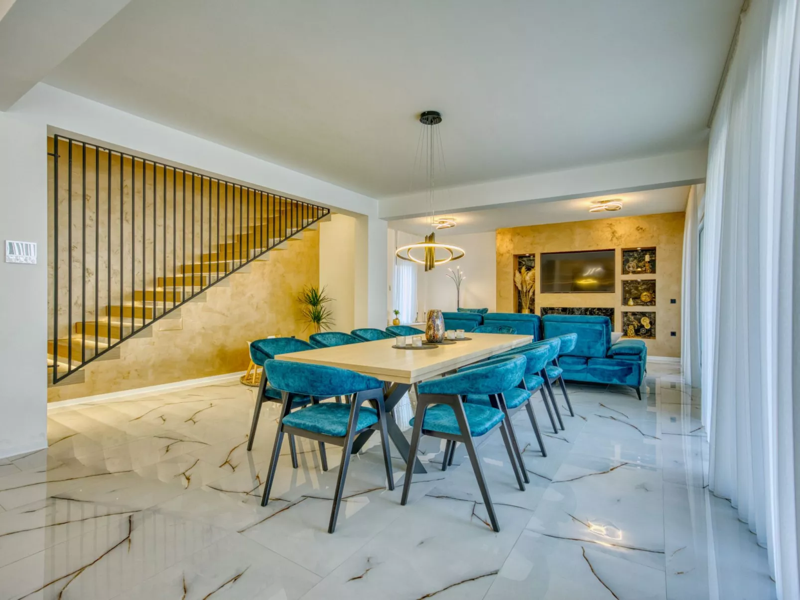 Villa Elena - Image-tags.info