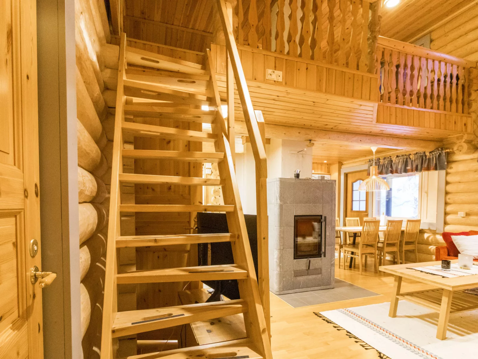 Salvostie 13, hetta - Dedans