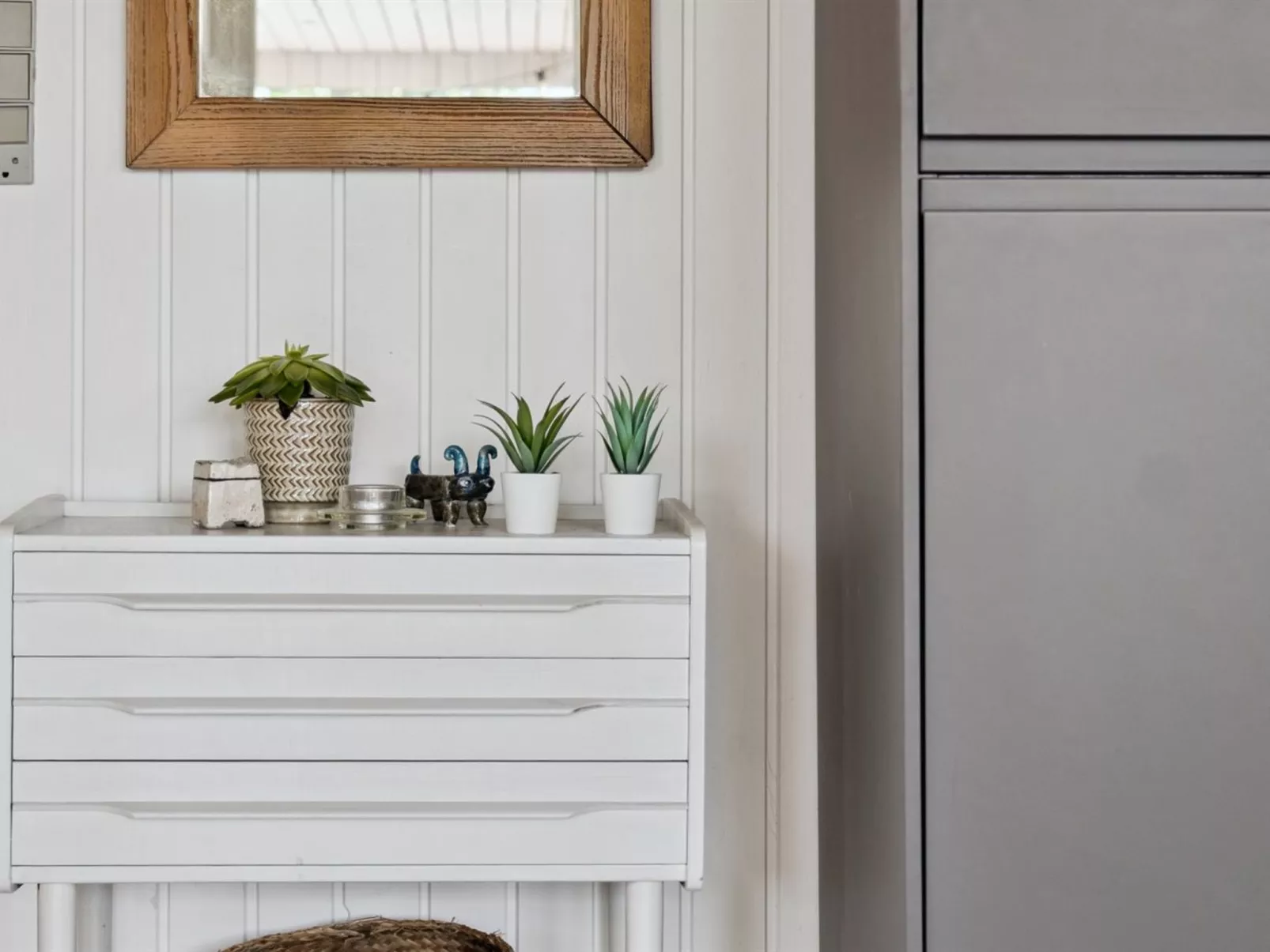 "Bjarni" - 180m from the sea - Inside