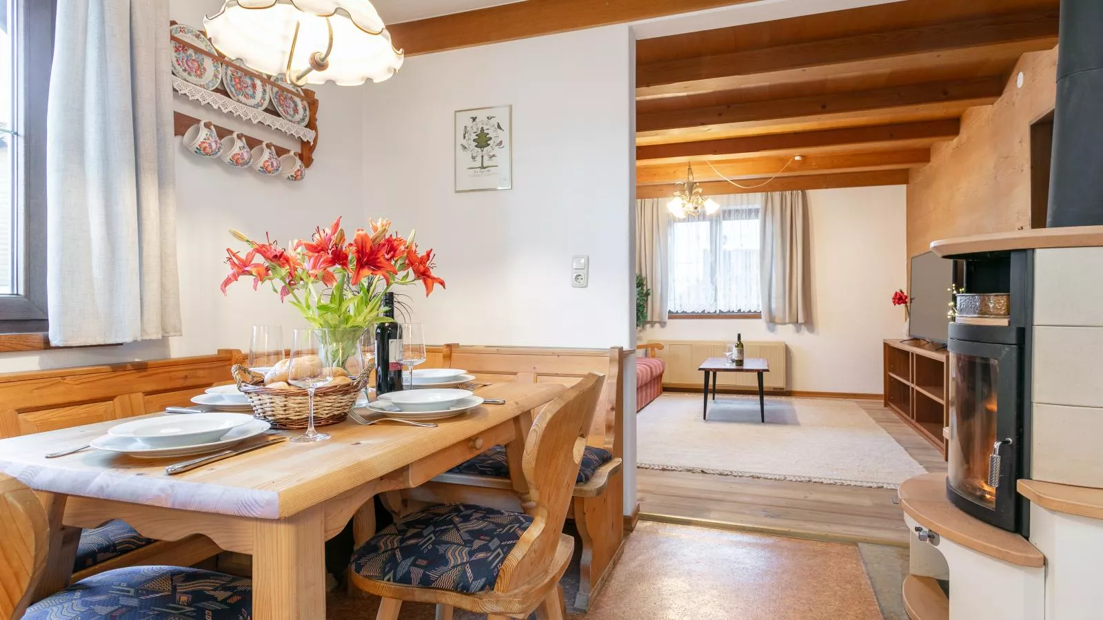 Wildrose I - Dining room