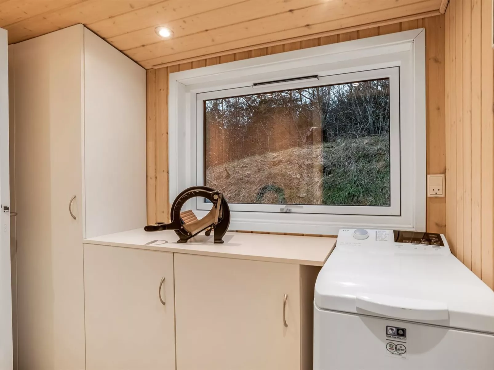 "Peadda" - 300m from the sea-Inside