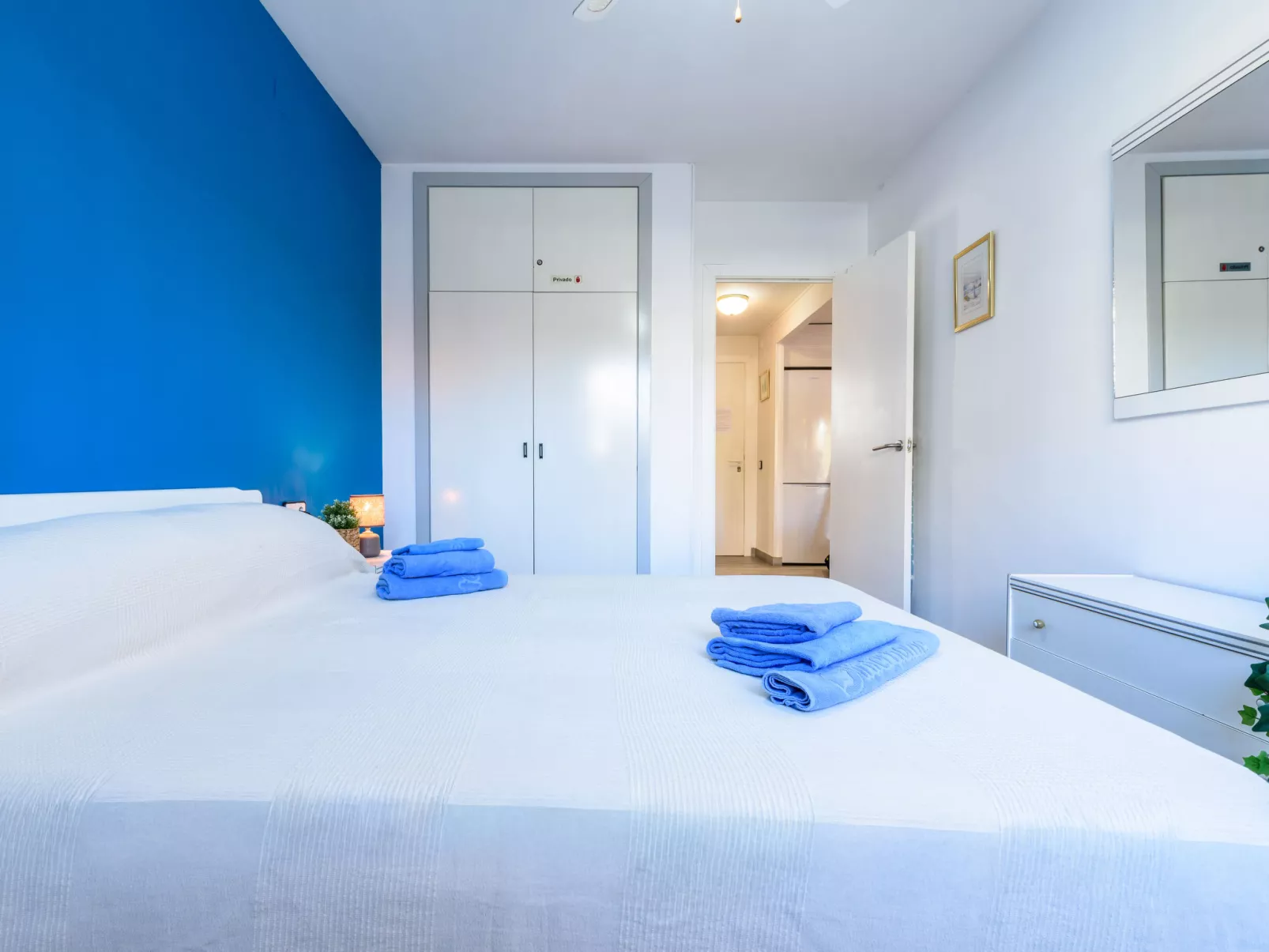 Cambrils Park B - Inside