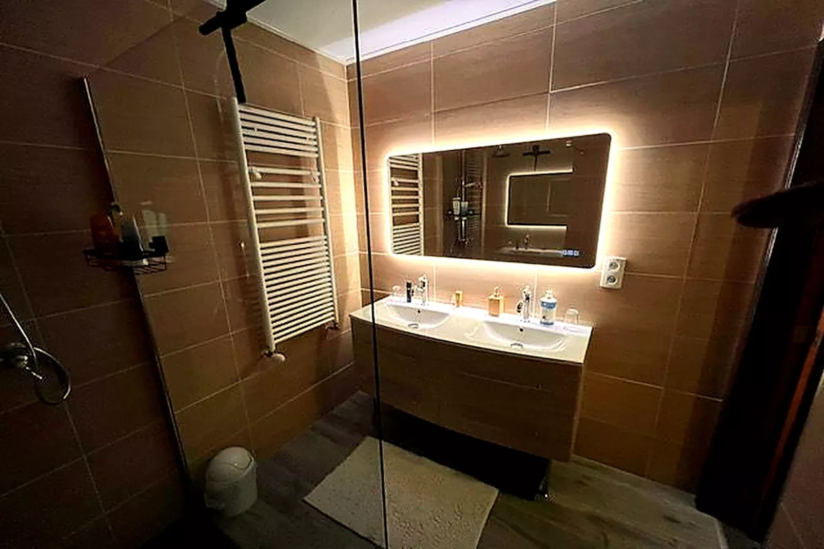 Hondvriendelijke woning met jacuzzi - Badezimmer