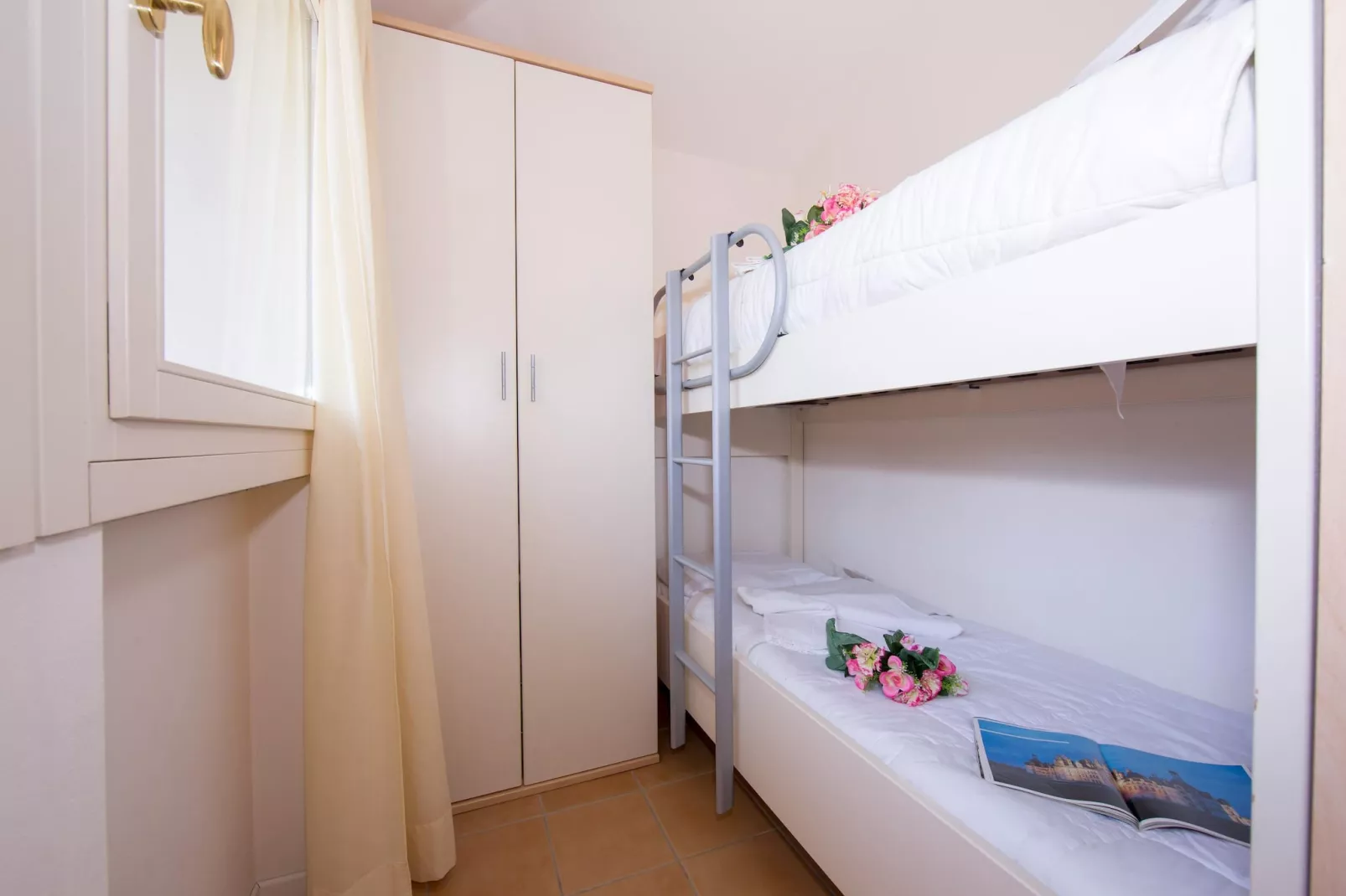 RESIDENCE PORTO LETIZIA - VILLAS-STUDIO 4 PAX VISTA LAGO PLUS 8213 - VSLP4 - Bedroom