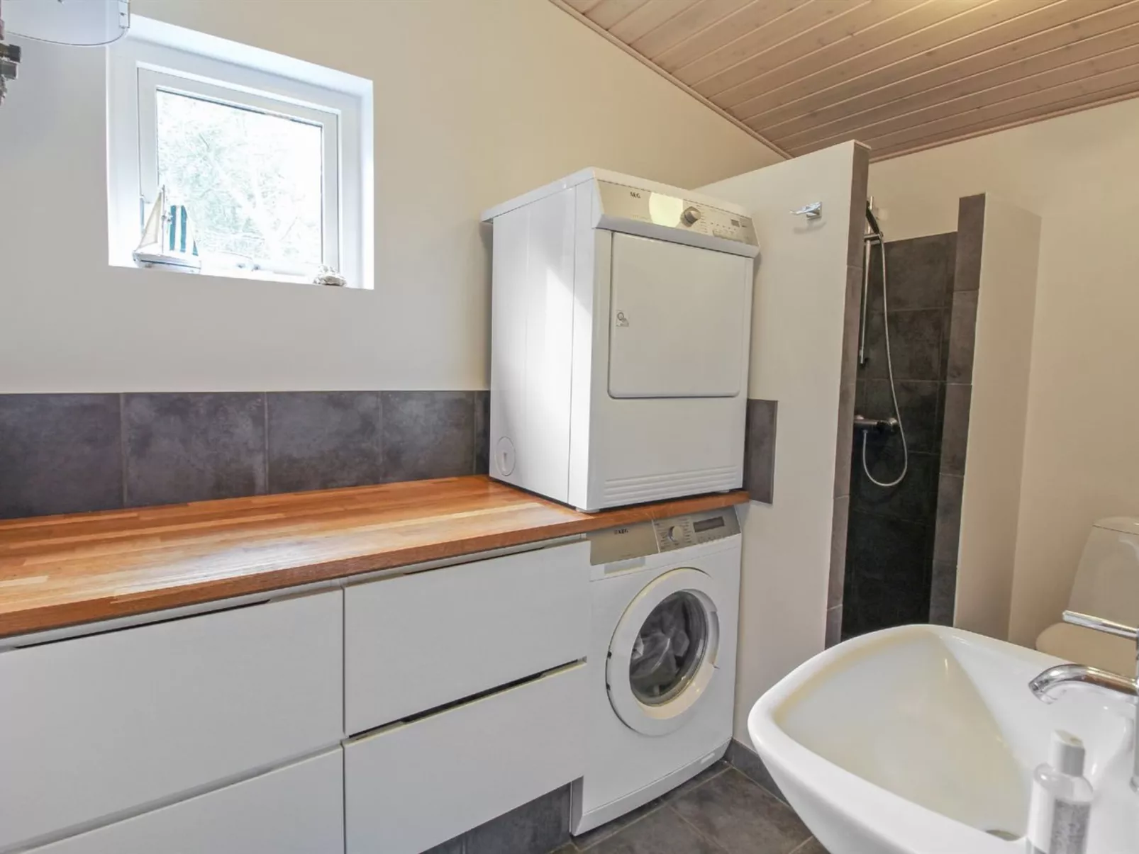 "Maaria" - 600m from the sea-Inside