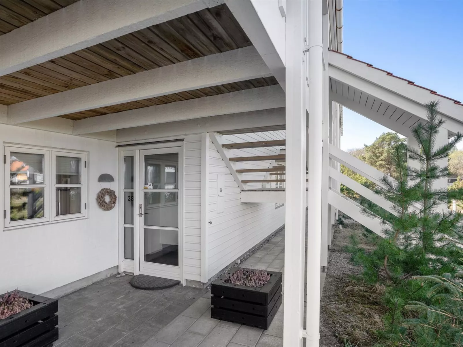 "Shana" - 800m from the sea-Drinnen