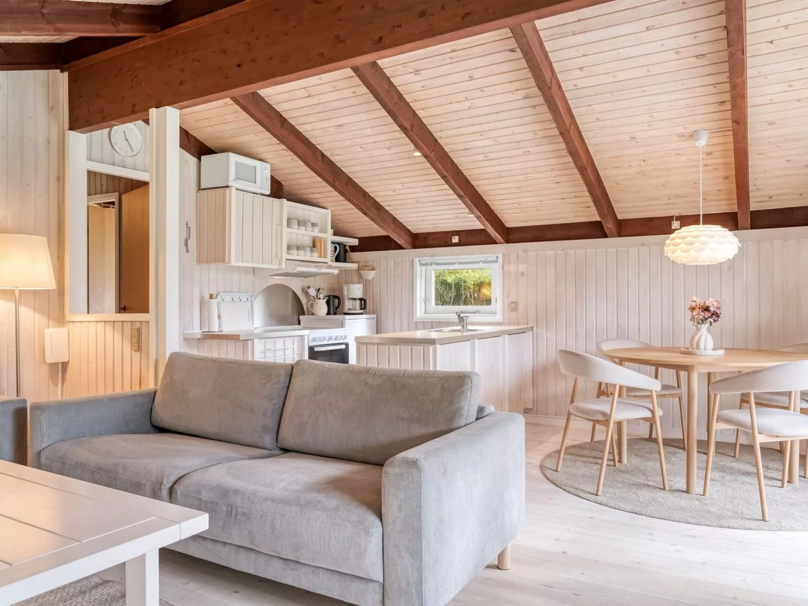 "Ingimar" - 2.2km from the sea-Drinnen