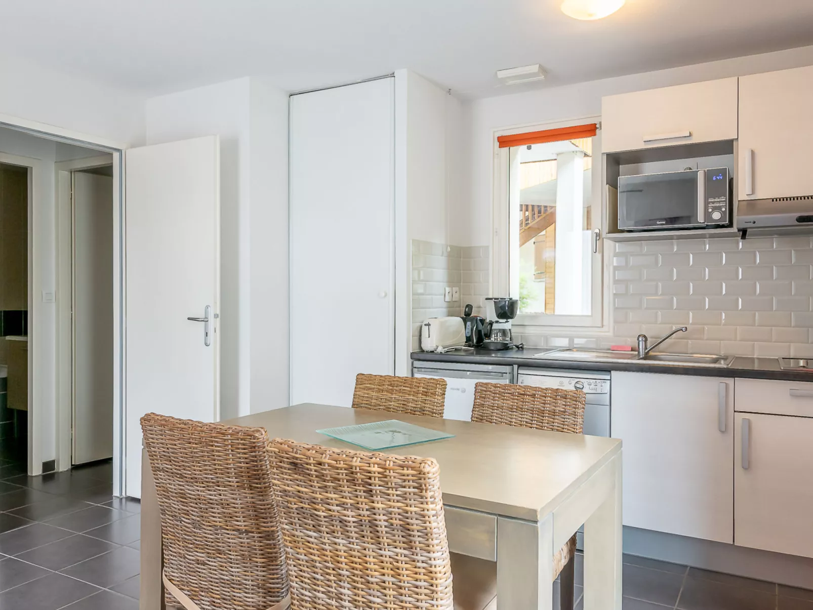 Les Rives du Lac-Drinnen