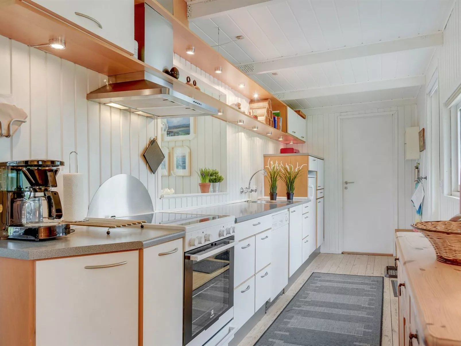 "Markvor" - 400m from the sea - Drinnen