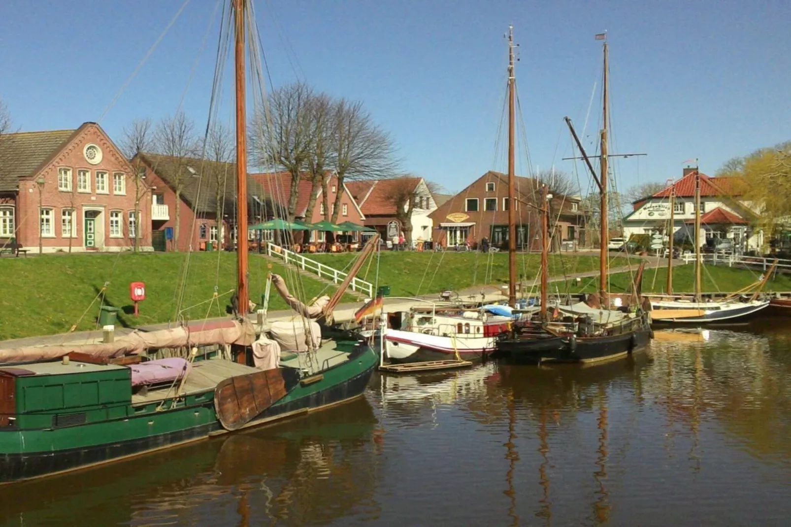 86845-Image-tags.water view