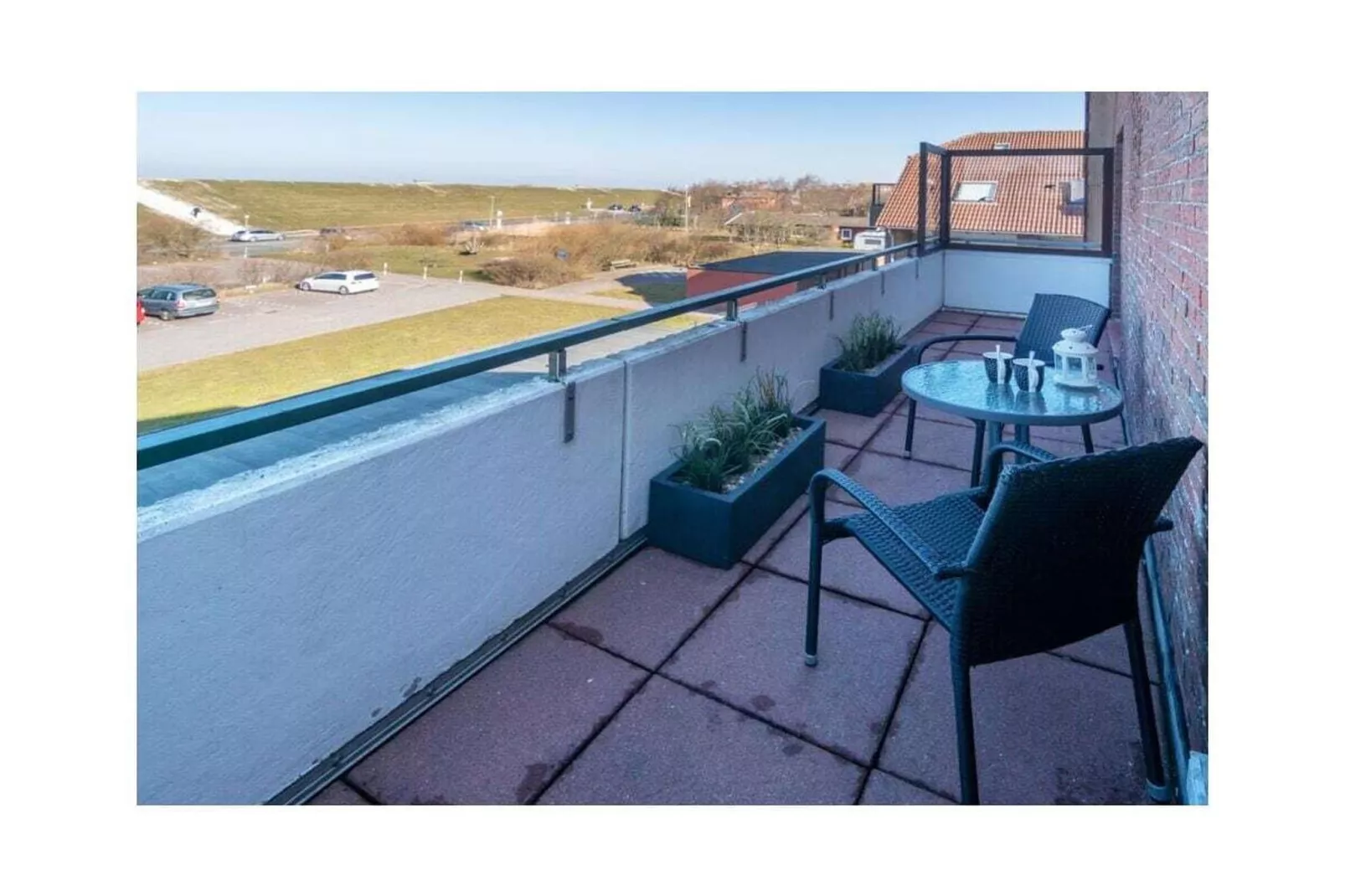 383459-Terrasse / balcon