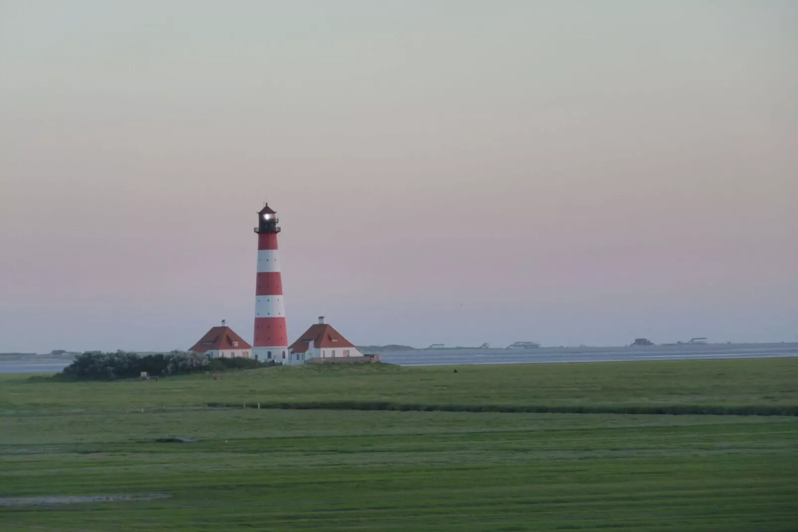 386347-Areas within 5km in summer