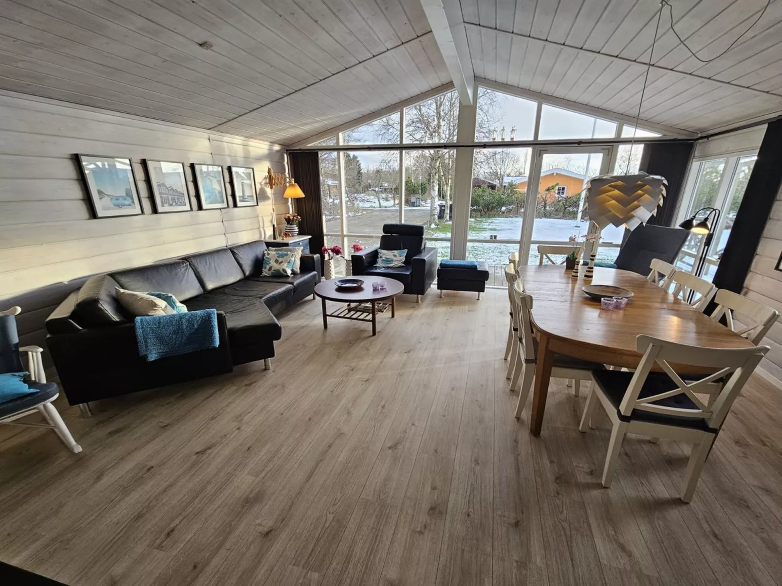 "Lidewij" - 800m from the sea-Inside