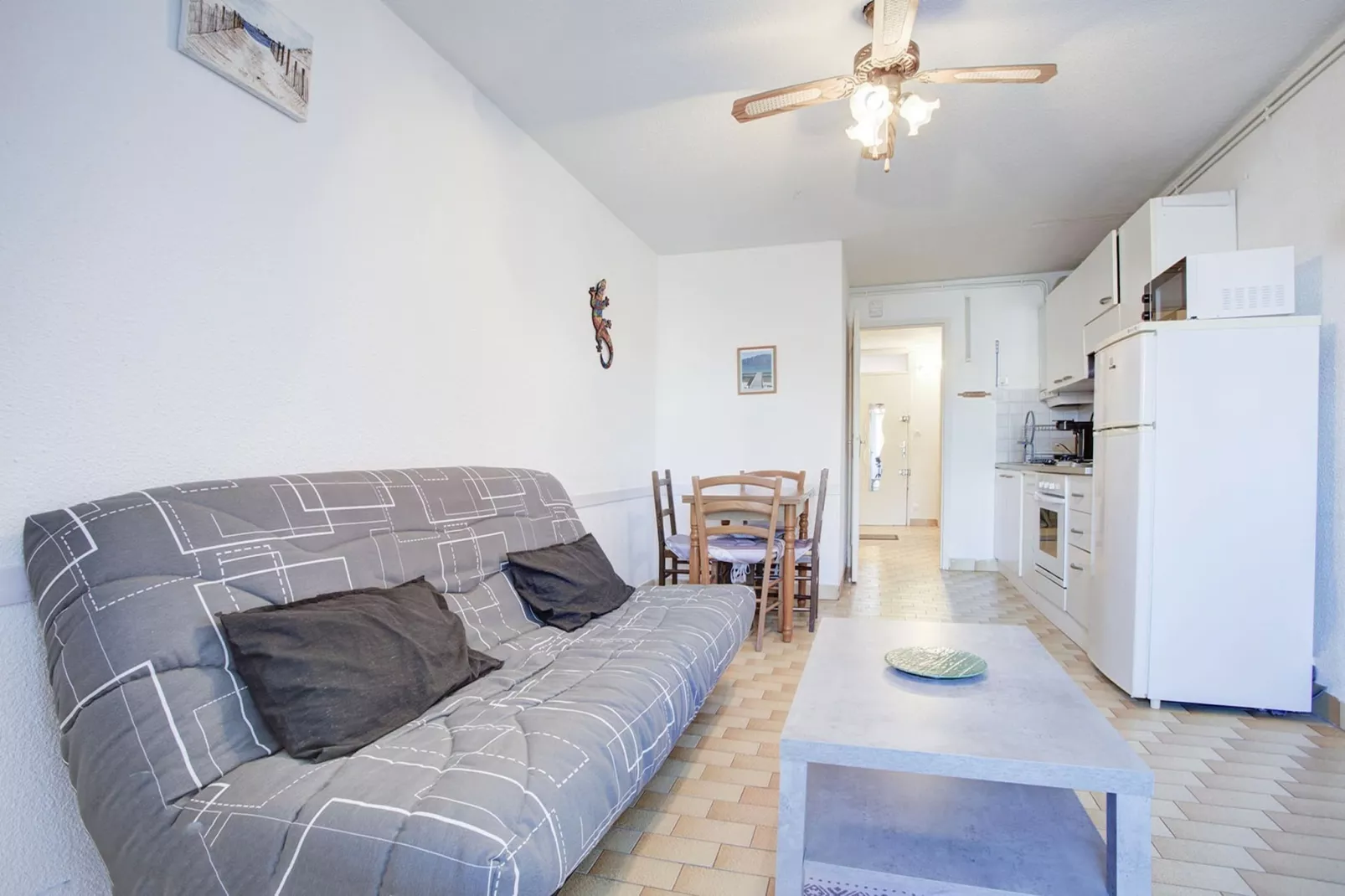 Le Cosmos C N°15 - 2P4-Wohnzimmer