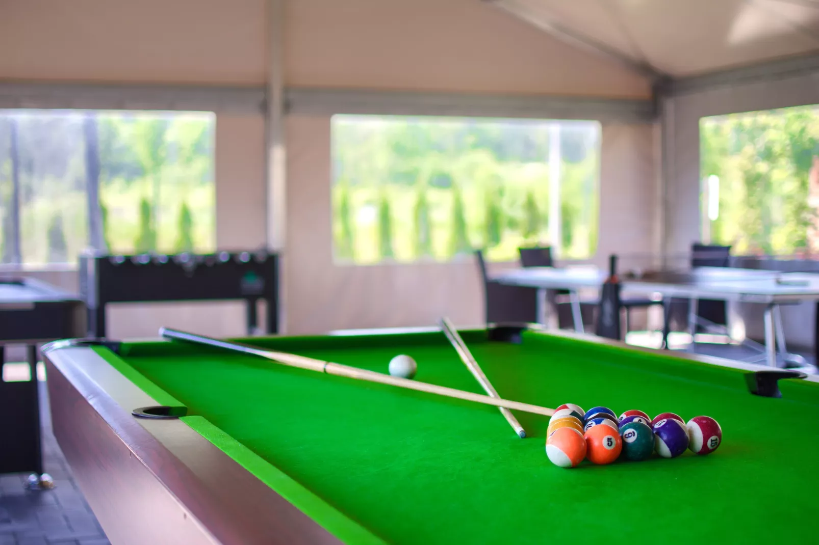 Domy z basenem Rogowo dla 5 osób-Außenbereich Sommer