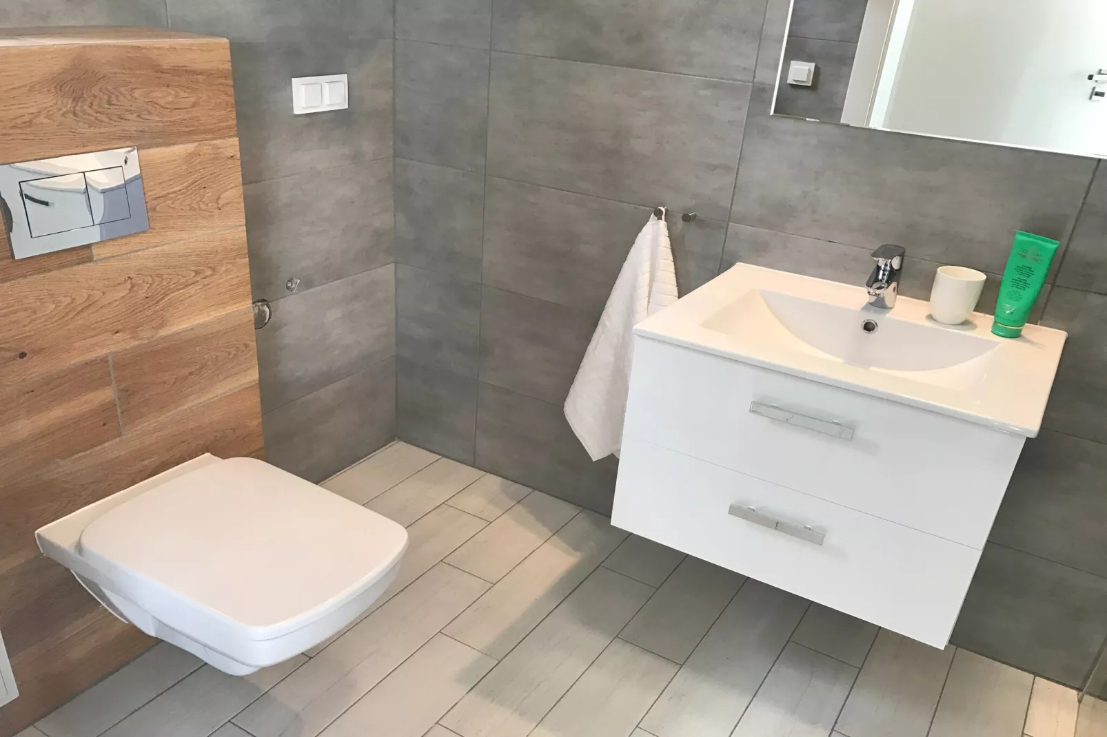 Domy z basenem Rogowo dla 7 osób-Badezimmer