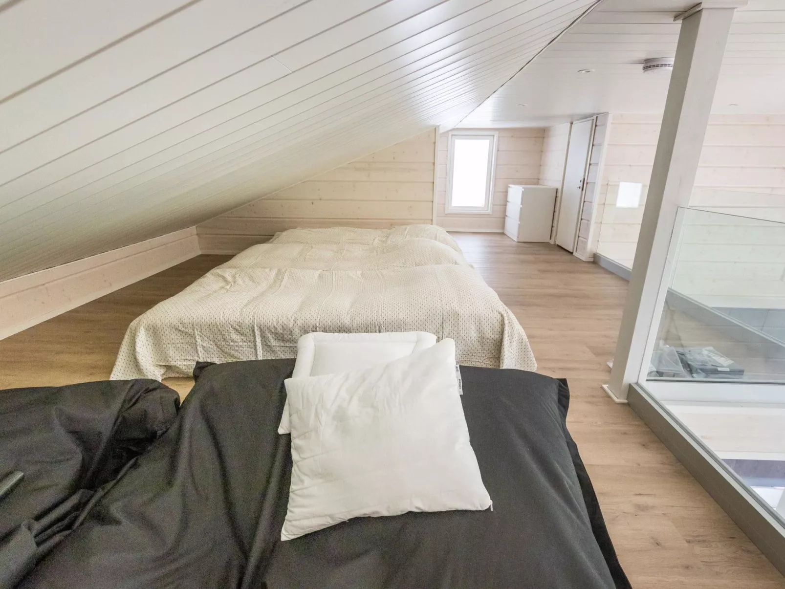 Rikinänranta a-Dedans