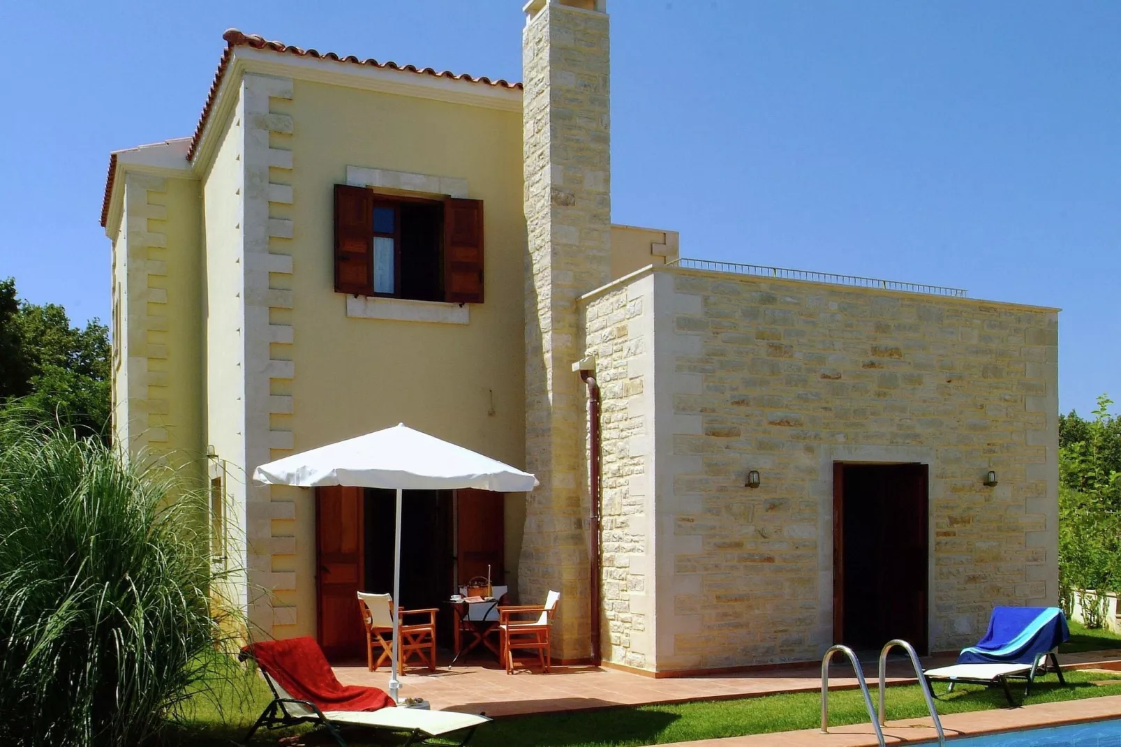 Villa Almond-Exterior summer