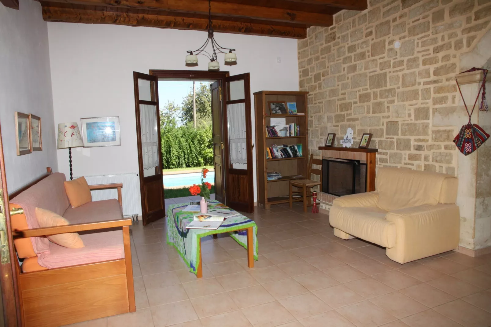 Villa Almond-Living room