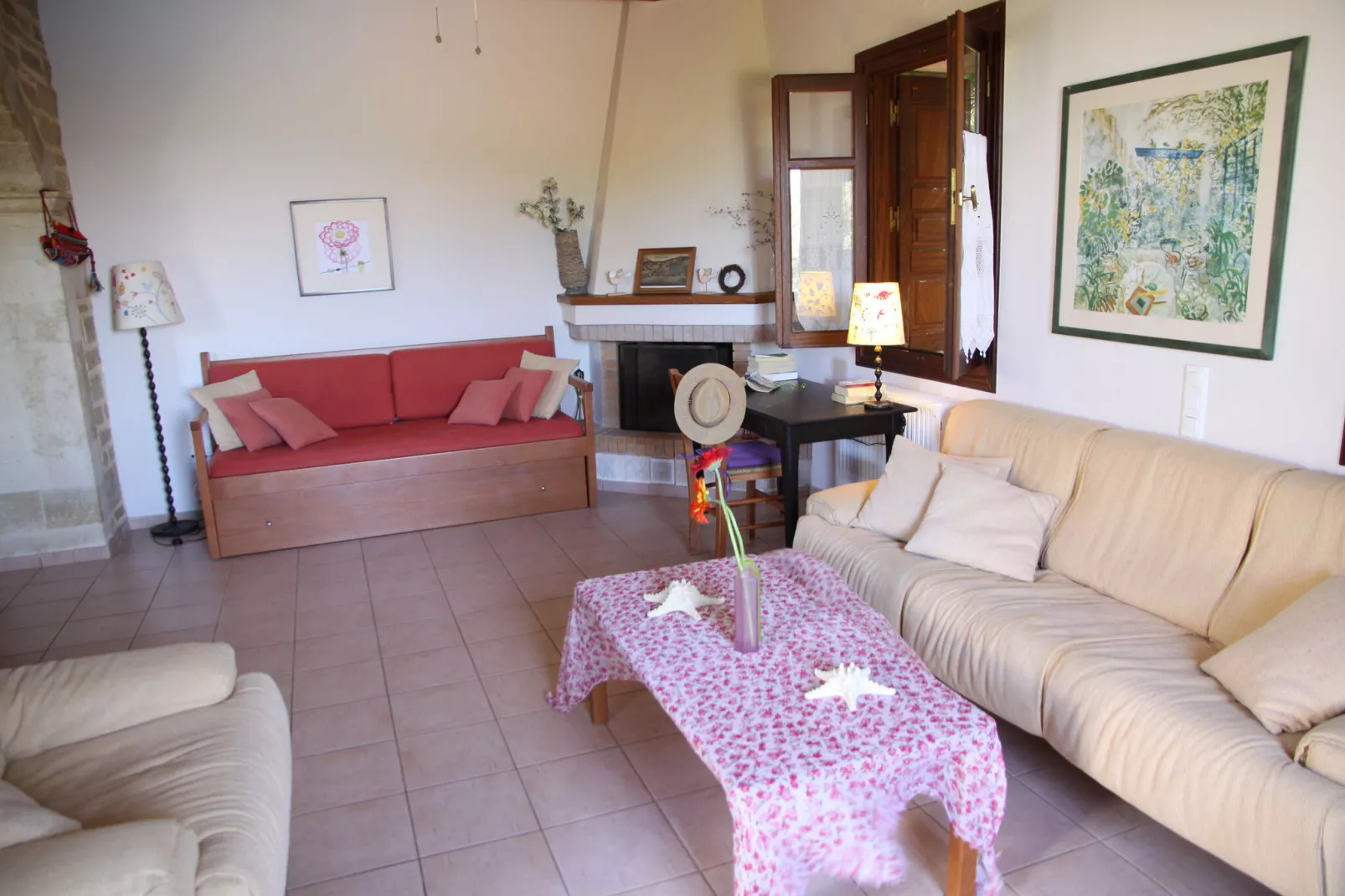 Villa Almond-Living room