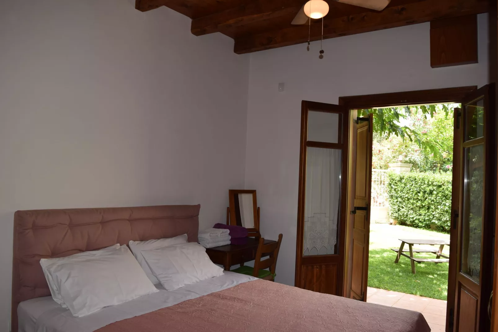 Villa Almond-Bedroom