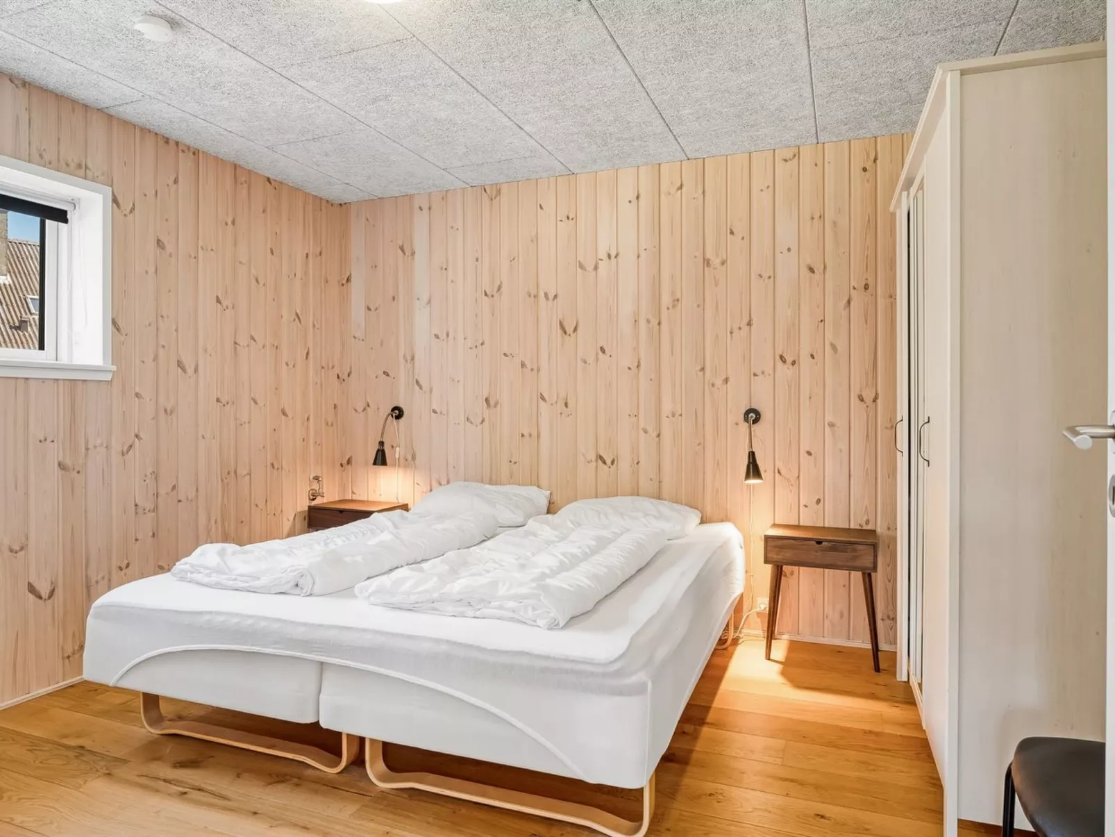 "Tekla" - 180m from the sea-Drinnen