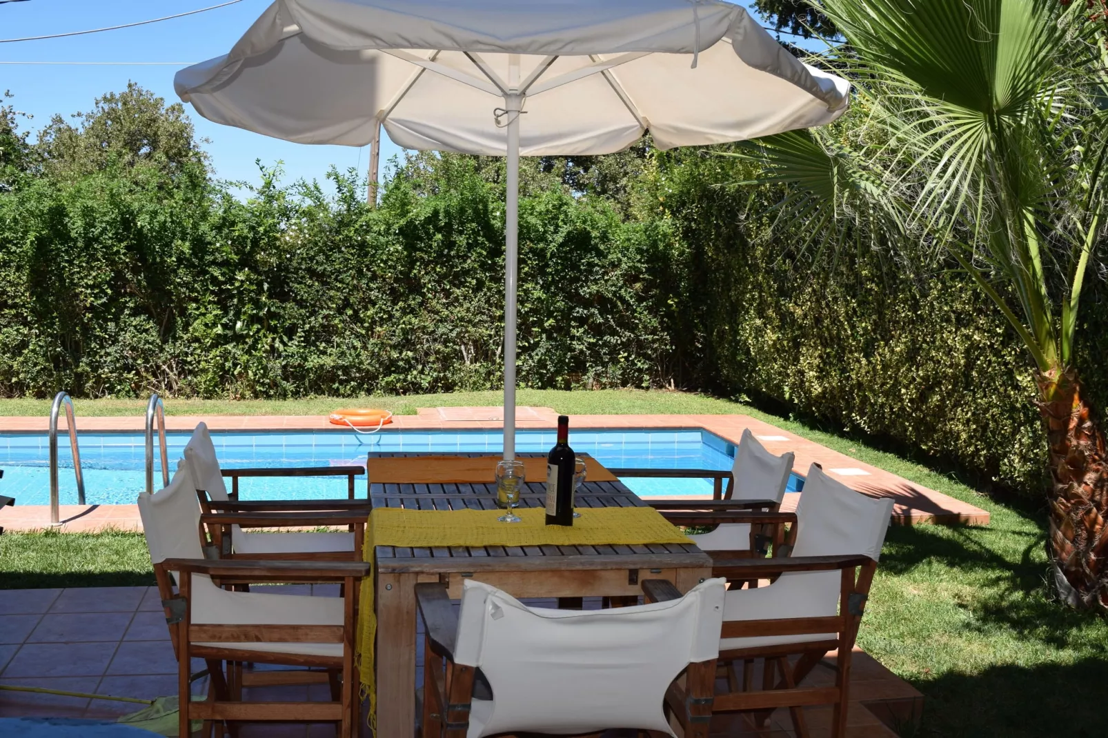 Villa Almond-Terrace balcony