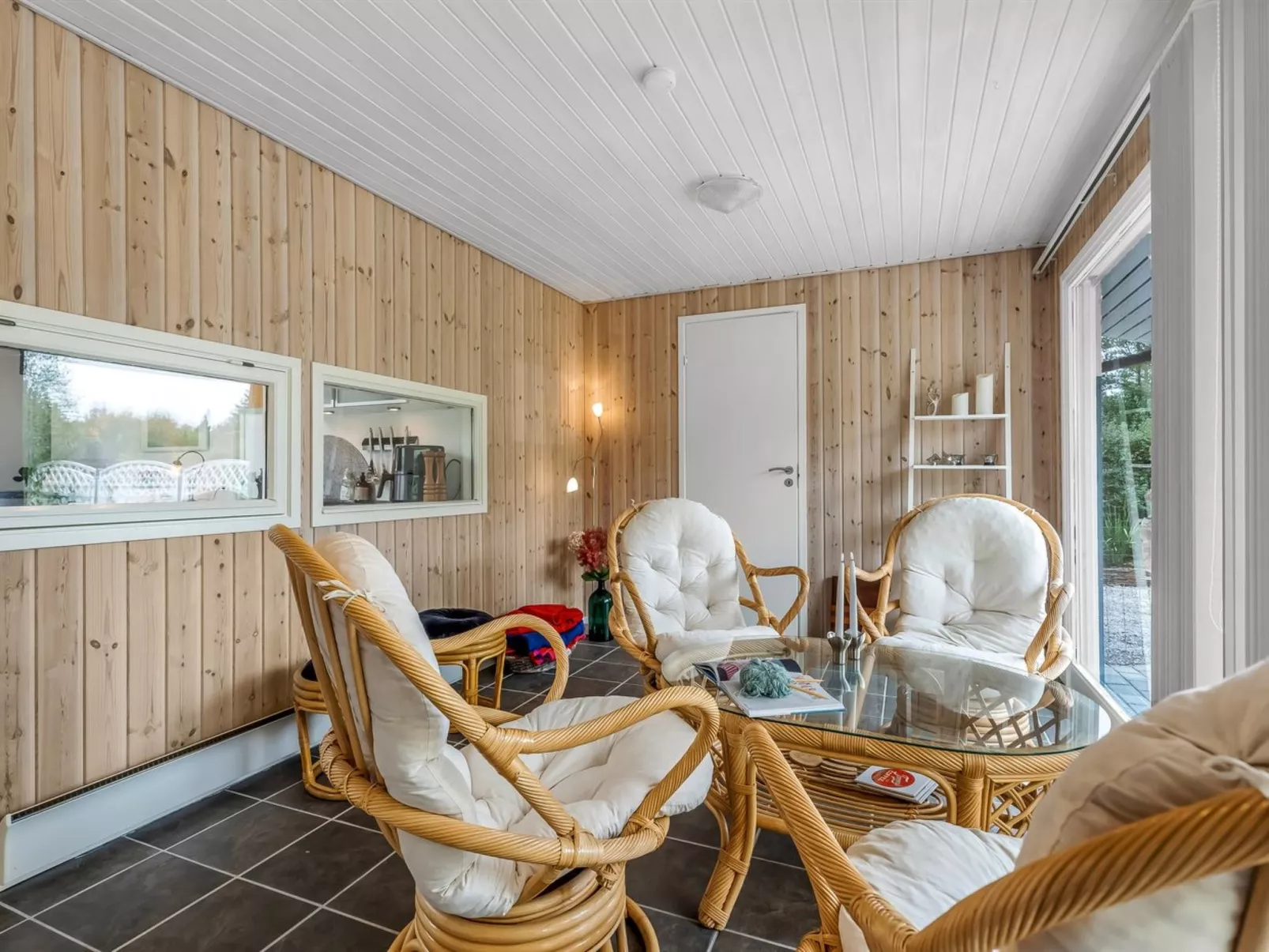 "Einari" - 500m from the sea - Inside