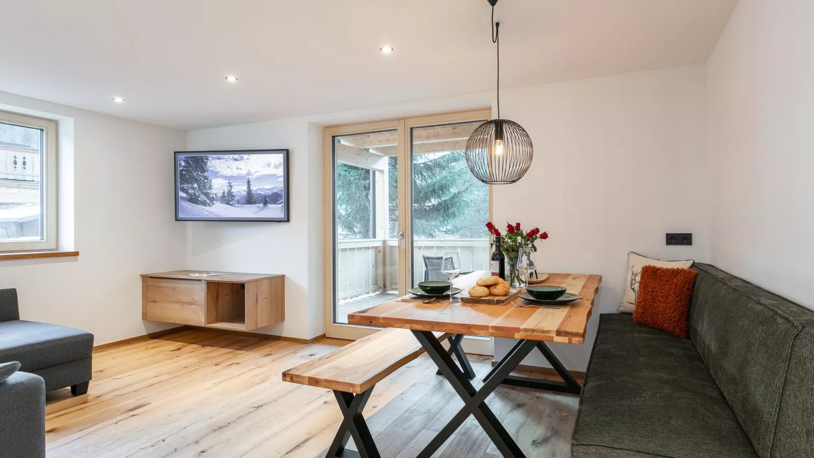 Haus Tauernblick Top 2-Esszimmer