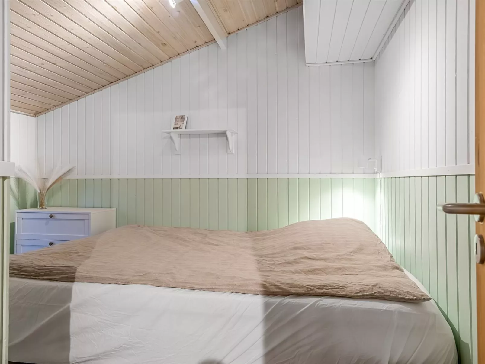 "Felicia" -  from the sea - Drinnen